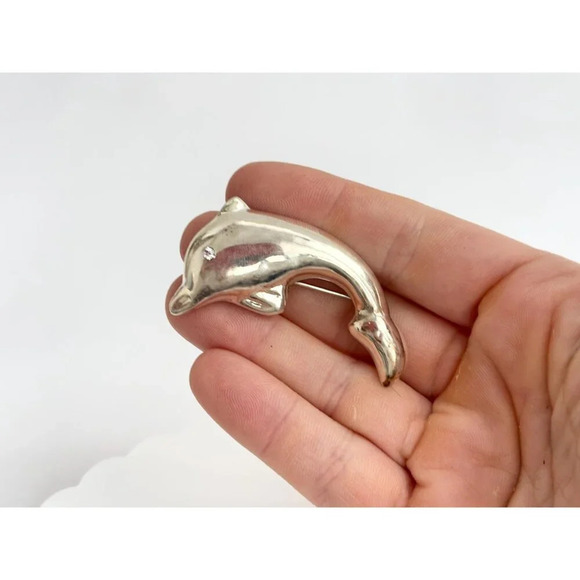 Sterling Polished Silver Dolphin Shaped Large 3 Dimensional Vintage Brooch Pin - Picture 7 of 10